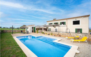 Amazing home in Unknown with Outdoor swimming pool, WiFi and 3 Bedrooms